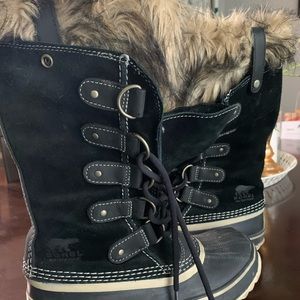 Sorel Joan of Arctic Black Suede Boots NL 1540-010